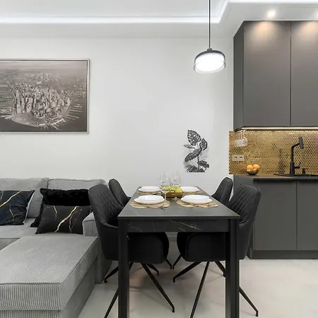 Stylowy Z Parkingiem Podziemnym I Klimatyzacja Na Bulwarach Szczecinskich By Renters Apartment *